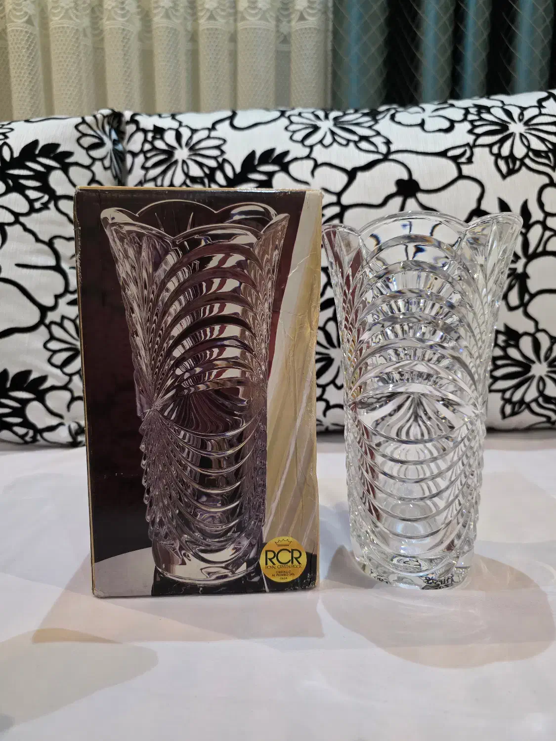 گلدان شیشه ای PCR|صنایع دستی و سایر لوازم تزئینی|اندیشه, اندیشه فاز ۱|دیوار