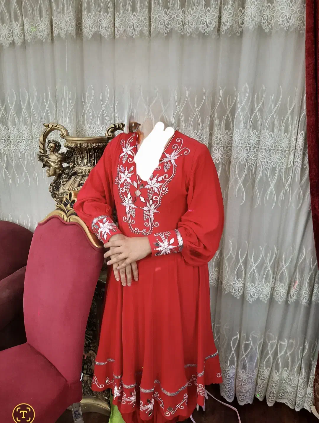 لباس سنتی|لباس|قم, کلهری|دیوار