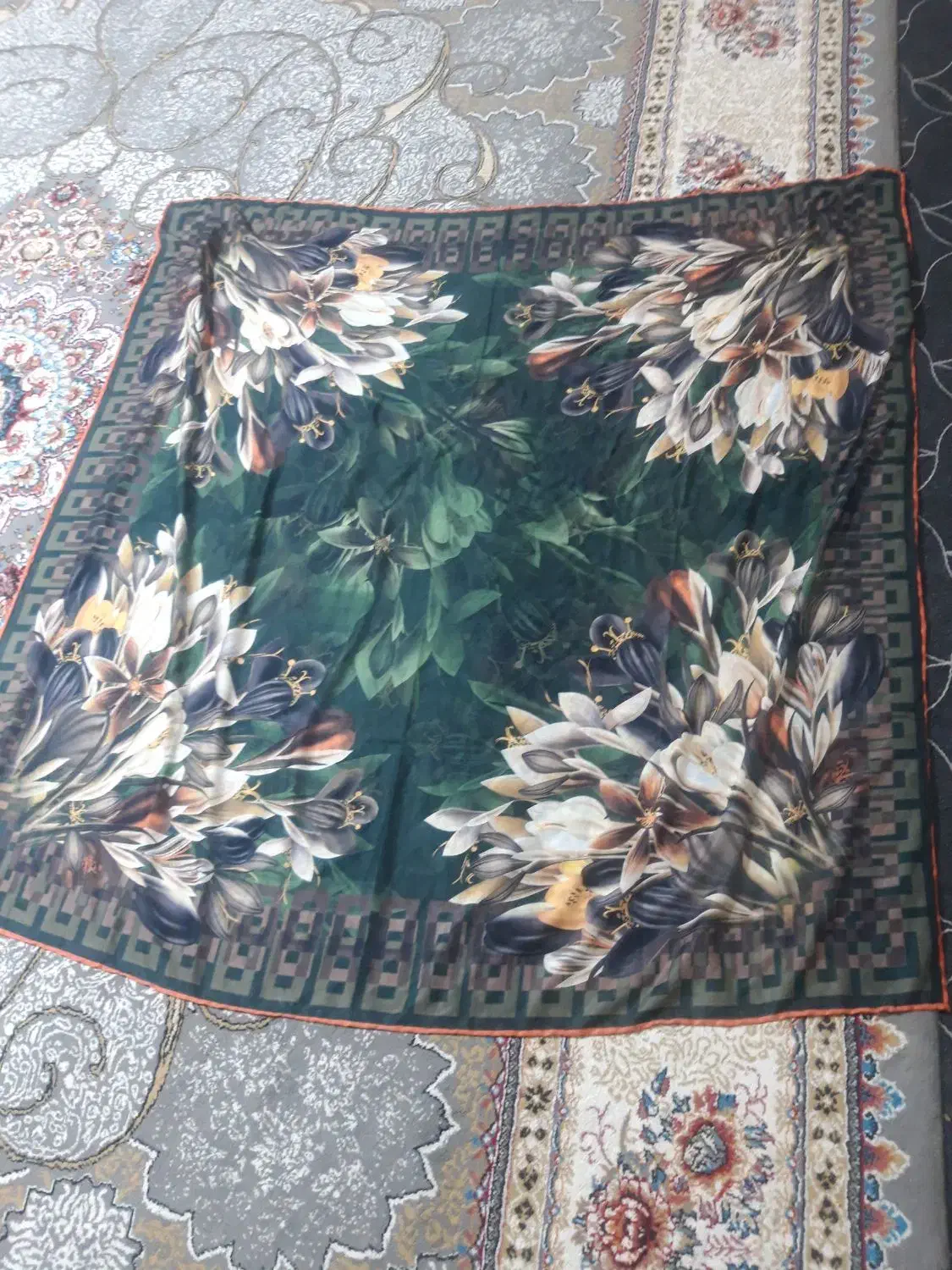 انواع شال و روسری|لباس|یاسوج, |دیوار