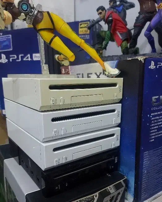 نینتندو وی wii لوازم کامل کپیخور|کنسول، بازی ویدئویی و آنلاین|تهران, میدان ولیعصر|دیوار