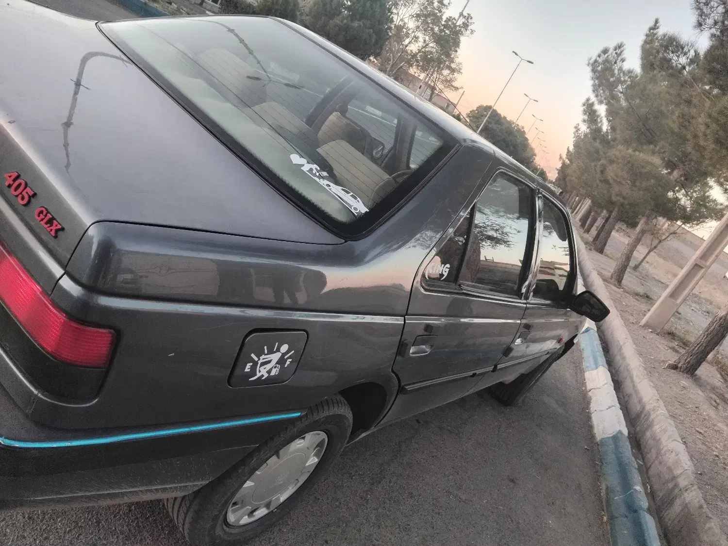 پژو ۴۰۵ مدل ۹۸|خودرو سواری و وانت|تربت‌حیدریه, ۴۵ متری|دیوار
