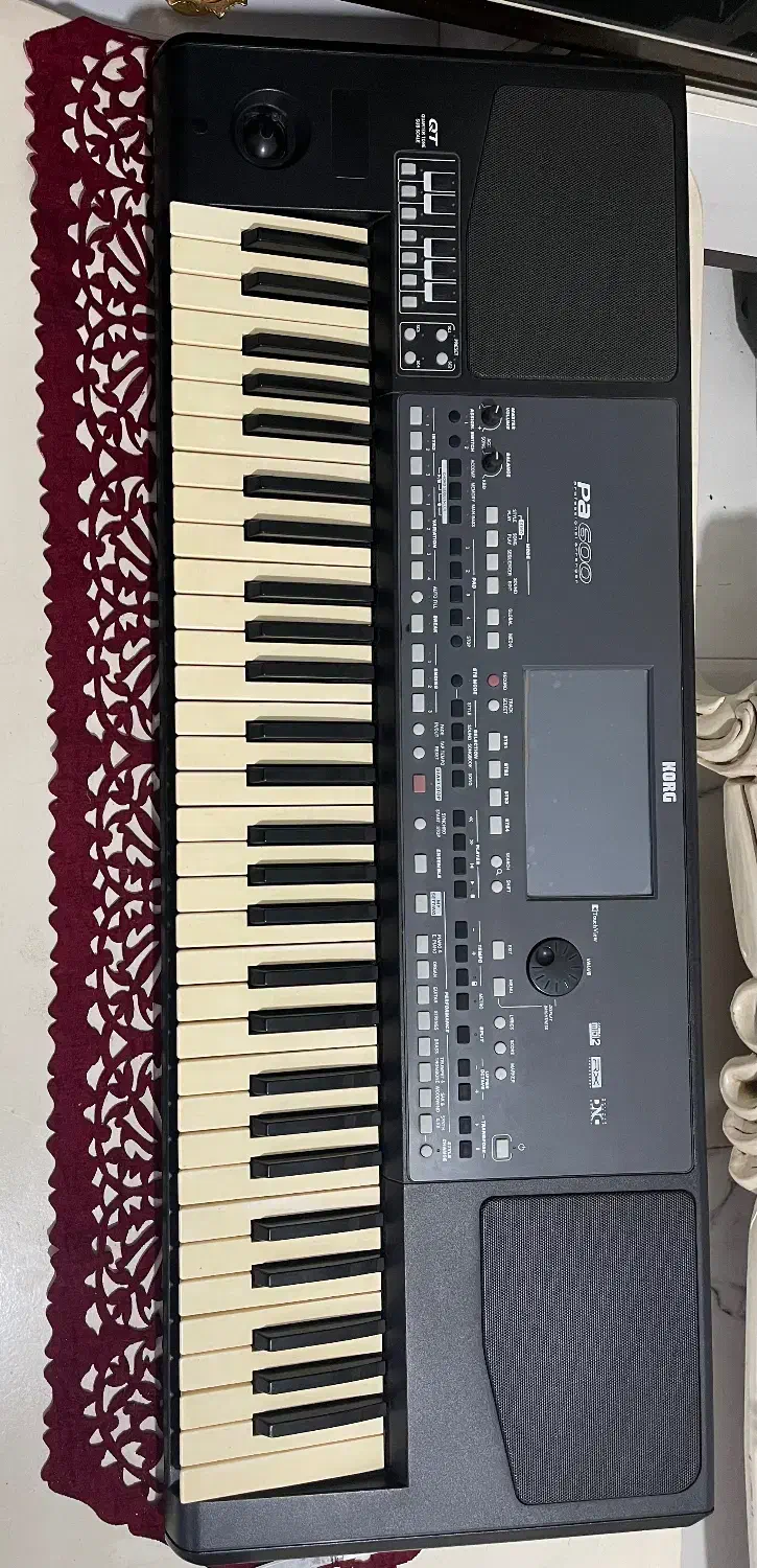 pa 600 QT درحد|پیانو، کیبورد، آکاردئون|آمل, |دیوار