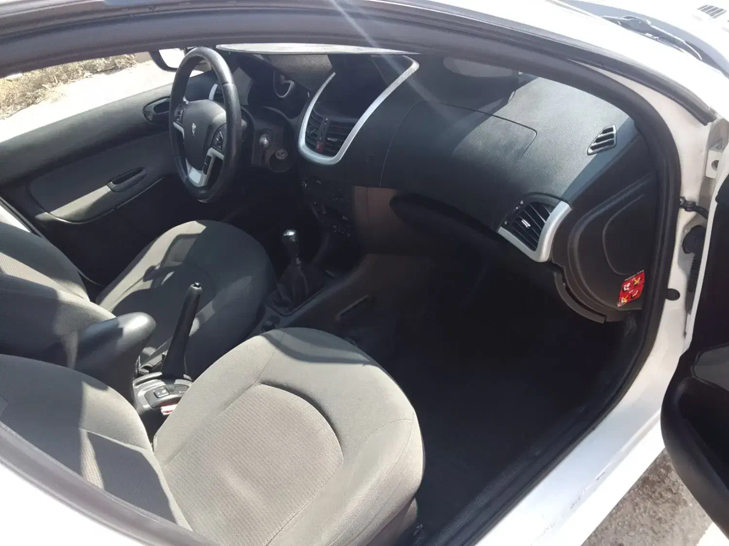 فروش فوری ۲۰۷ مدل ۱۴۰۰ سقف شیشه ای|خودرو سواری و وانت|مسجد سلیمان, |دیوار