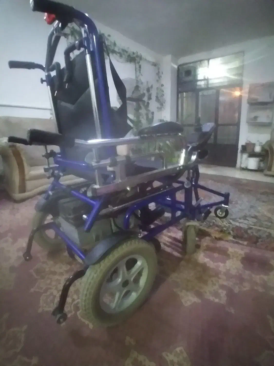 ویلچر برقی فول امکانات|آرایشی، بهداشتی، درمانی|کرمان, |دیوار