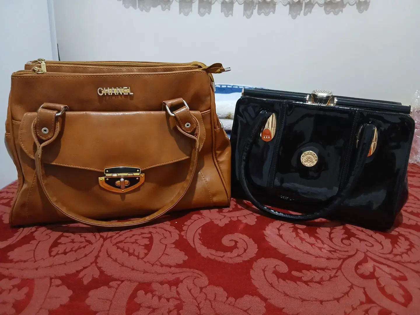 دو عدد کیف جادار جنس ترک نو نونو|کیف، کفش، کمربند|پاکدشت, پاکدشت (مامازند)|دیوار