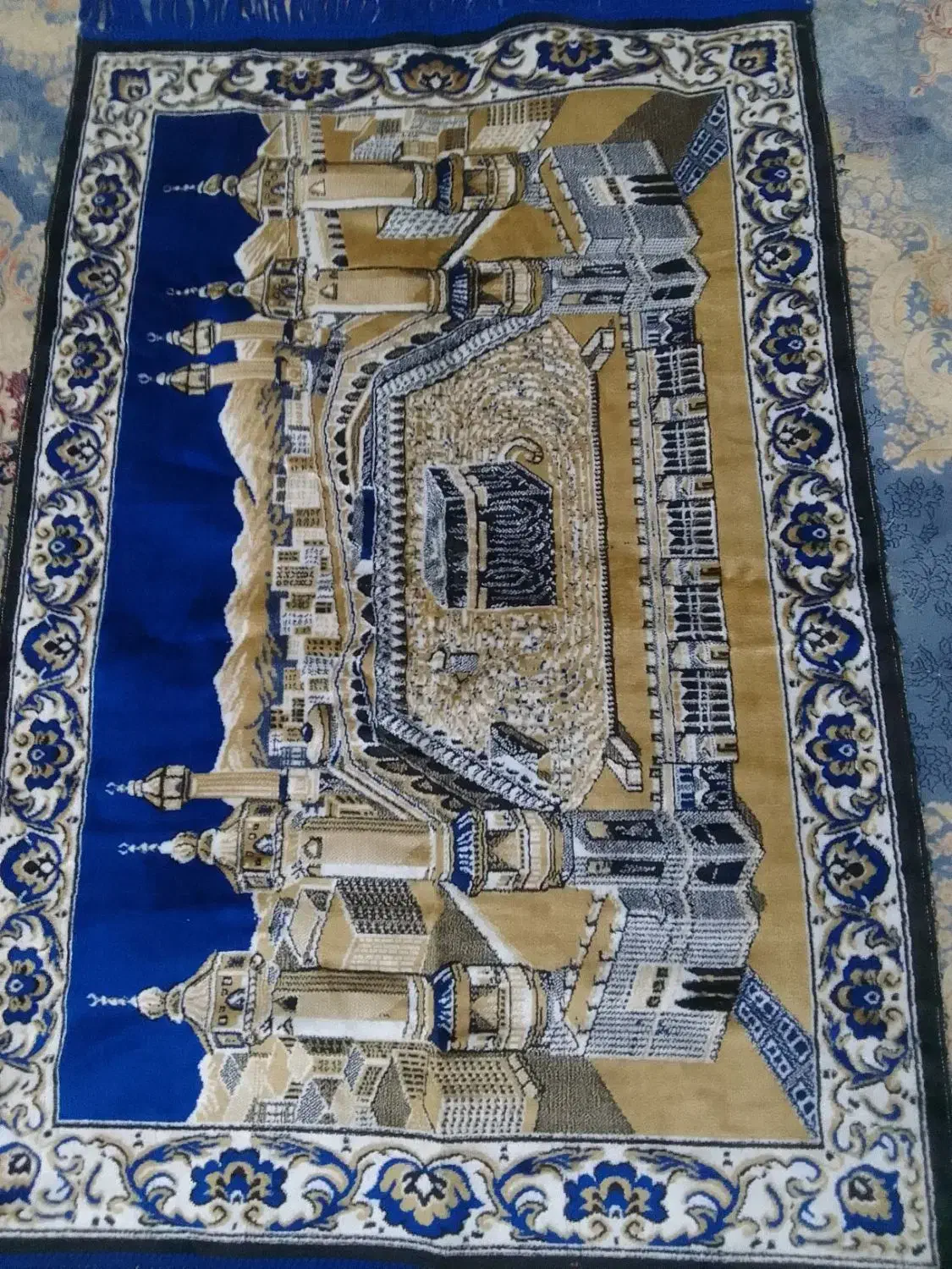 تابلو ابریشم نواصلااستفاده نشده قدمت ۳۰سال|کلکسیون اشیاء عتیقه|گنبد کاووس, |دیوار