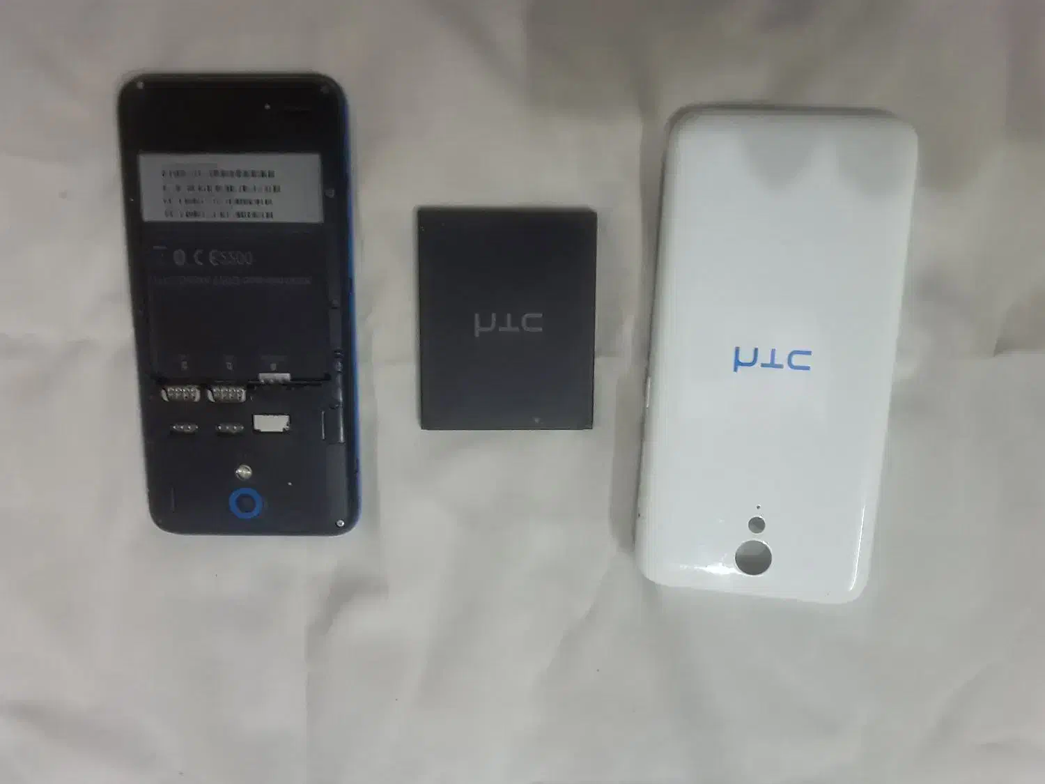 گوشی اچ تی سی ( htc) دیزایر ۶۲۰|موبایل|نسیم‌شهر, |دیوار