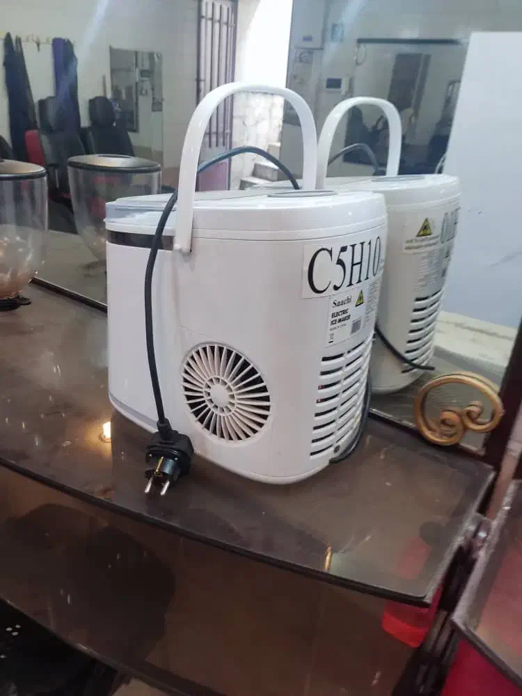 یخ ساز مدل ساچی|کافی‌شاپ و رستوران|فولادشهر, B1|دیوار