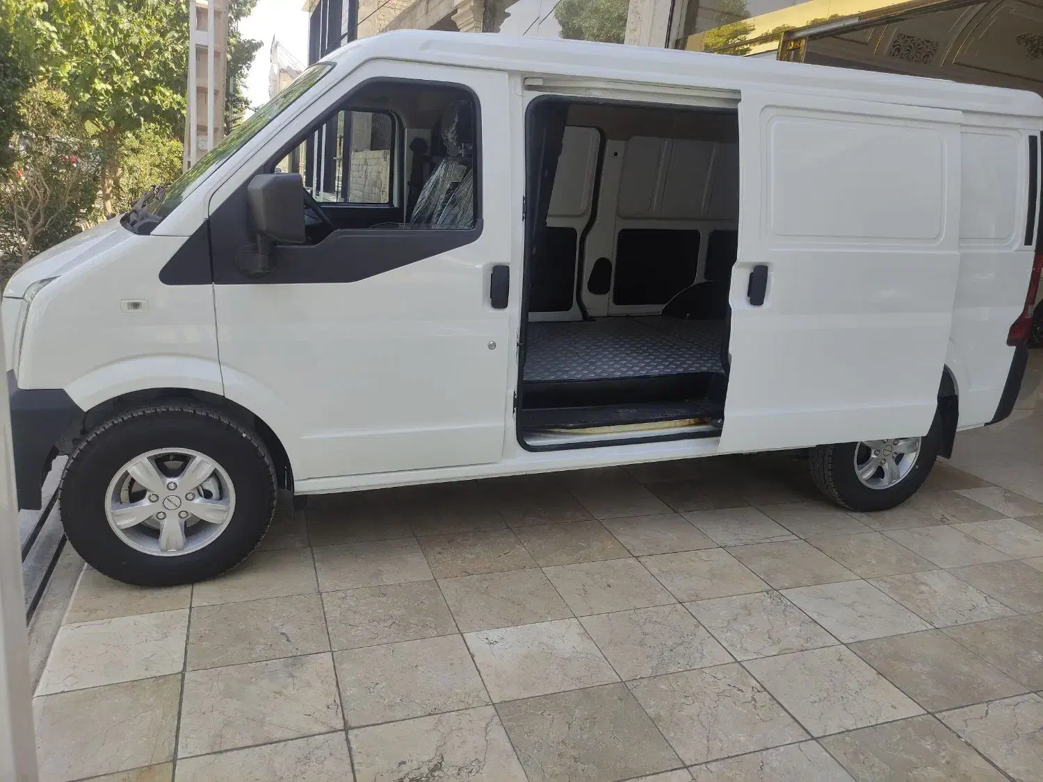 ون اینرودزc35|خودرو سواری و وانت|شاهینشهر, گزبرخوار|دیوار