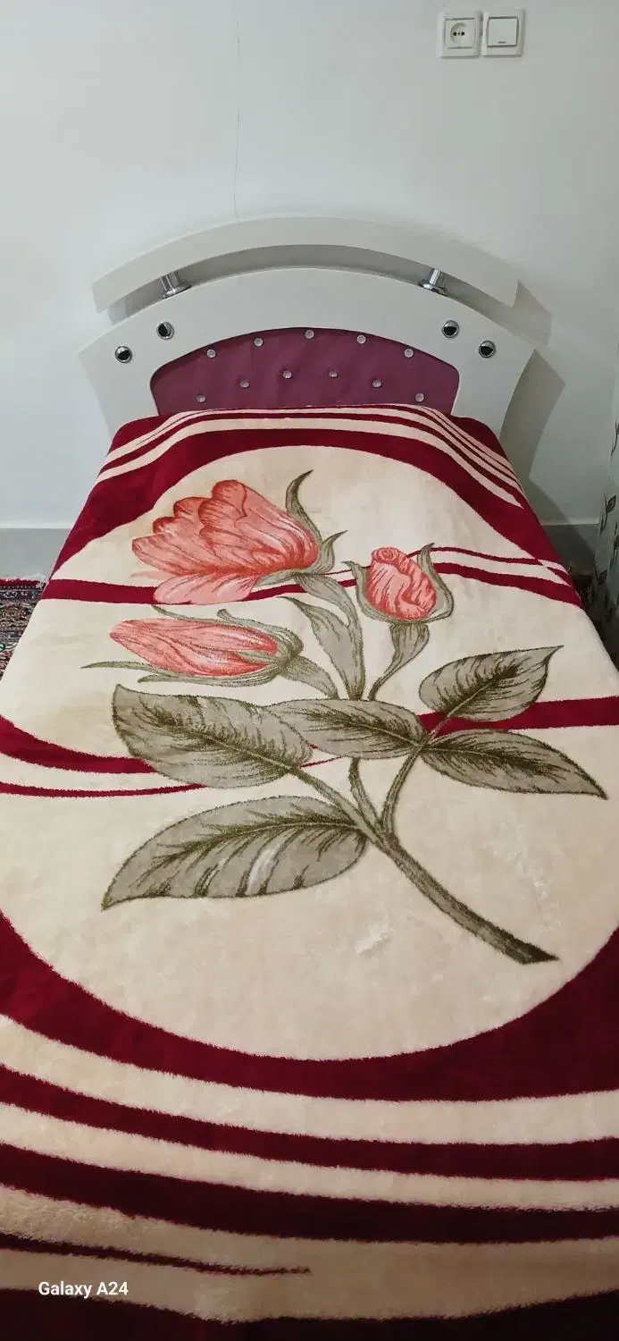 تخت خواب باتشک|تخت و سرویس خواب|بروجرد, |دیوار