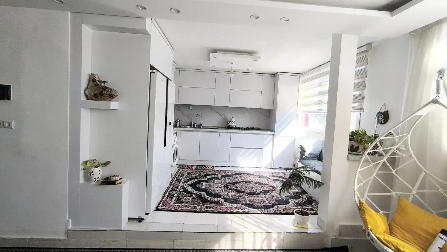 آپارتمان دو نبش نبش چهارراه تک واحدی|فروش آپارتمان|مشهد, هدایت|دیوار