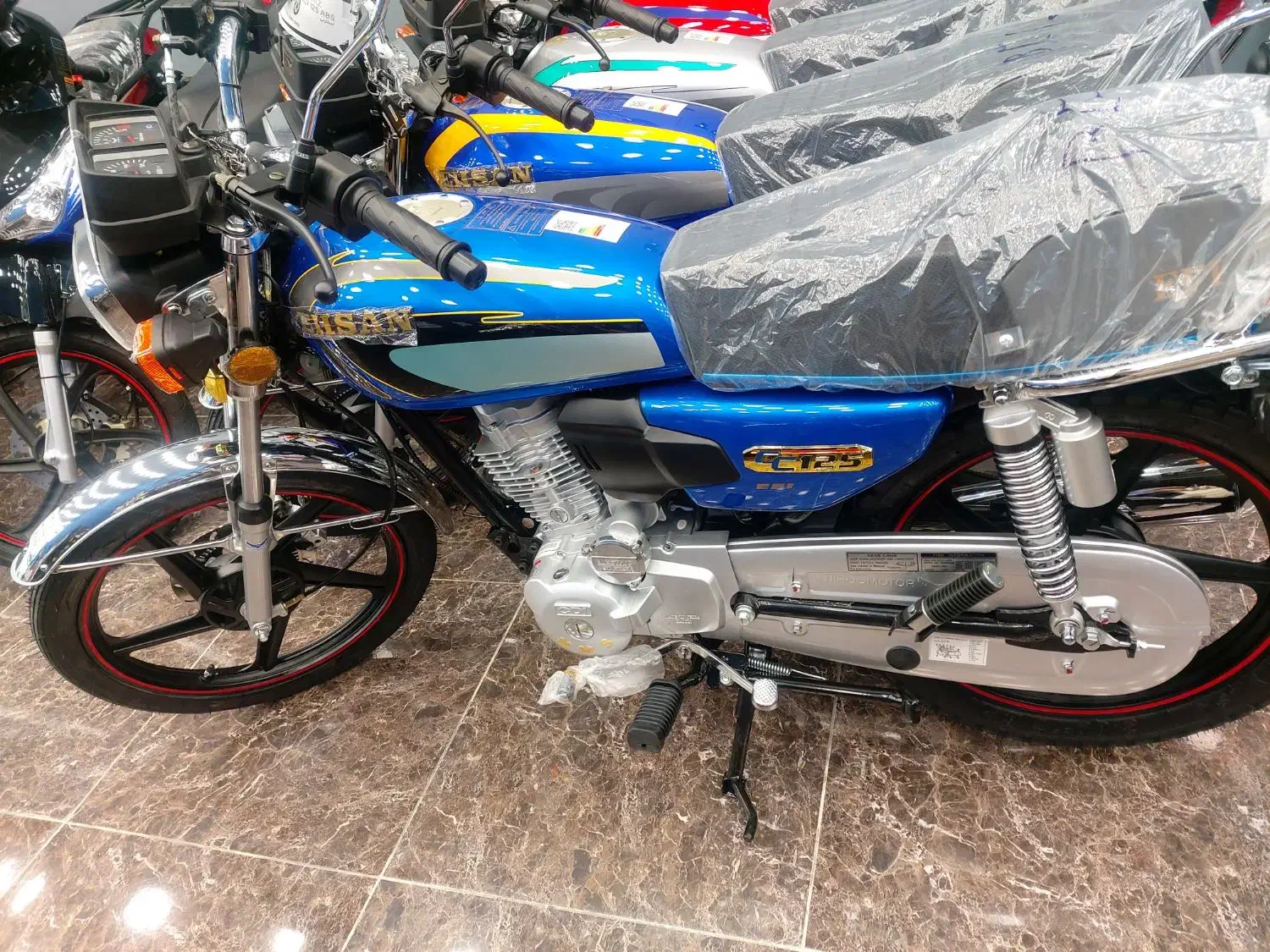 احسان ۱۲۵ abs|موتورسیکلت|تهران, گلستان (شهرک راه آهن)|دیوار