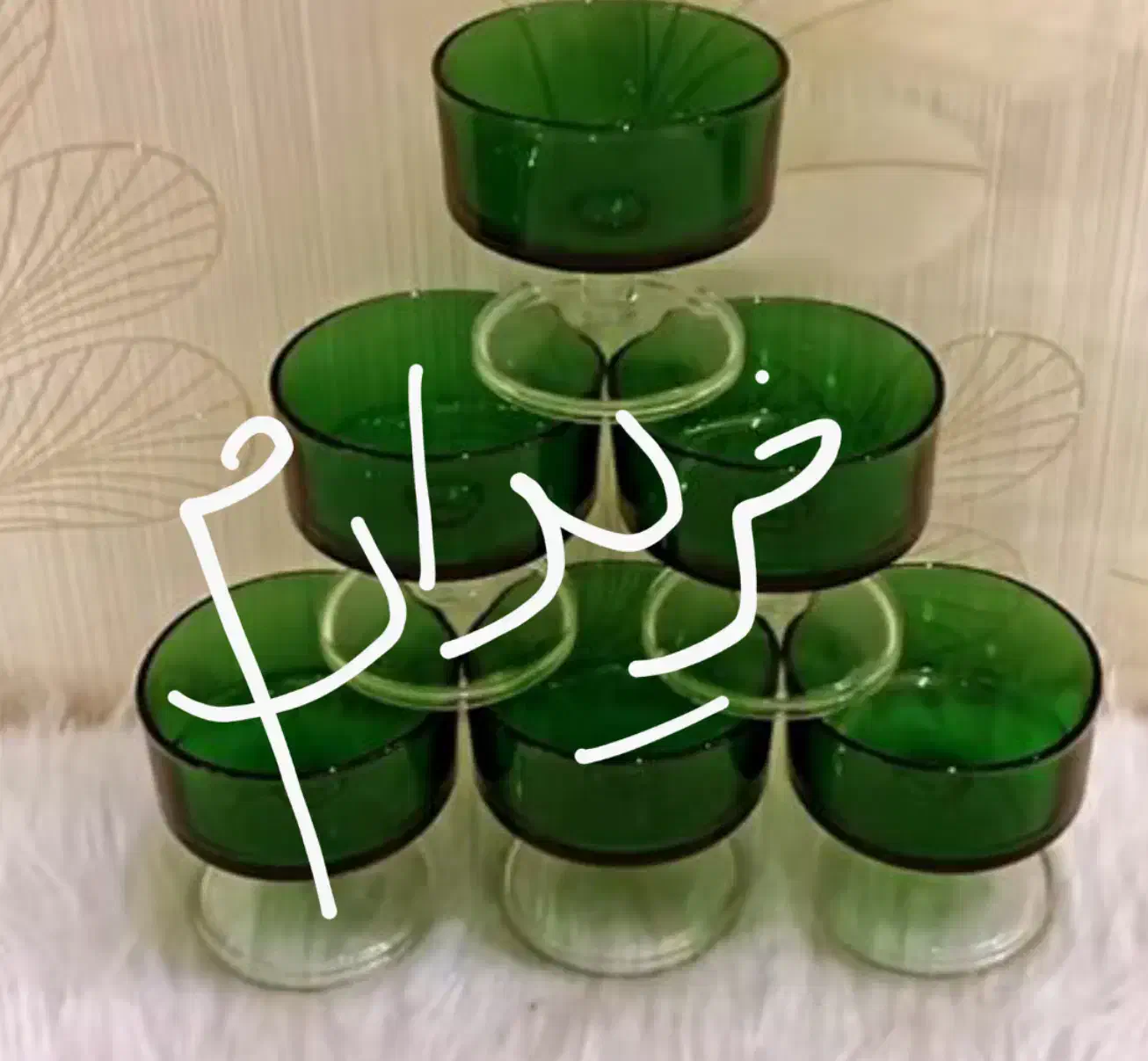 جام‌ قرمز سبز پارچ و لیوان|ظروف سرو و پذیرایی|رشت, انصاری|دیوار