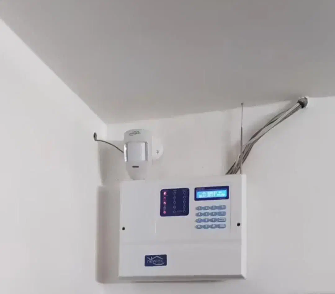 انواع دوربین مدار بسته و دزدگیر اماکن|دوربین مداربسته|میانه, |دیوار