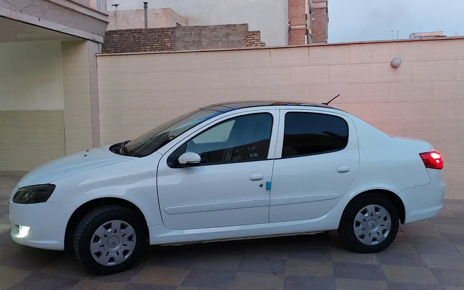 راناپلاس پانا|خودرو سواری و وانت|سمنان, |دیوار