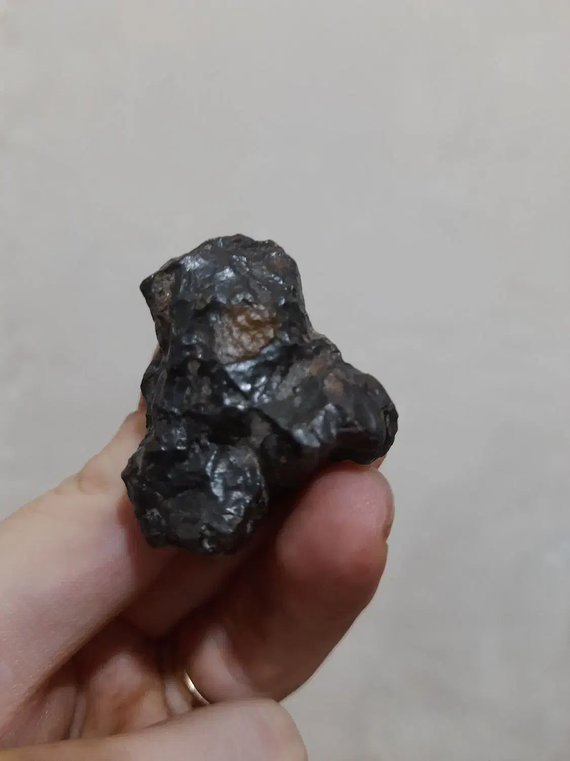 شهاب سنگ اصل|کلکسیون اشیاء عتیقه|قوچان, |دیوار