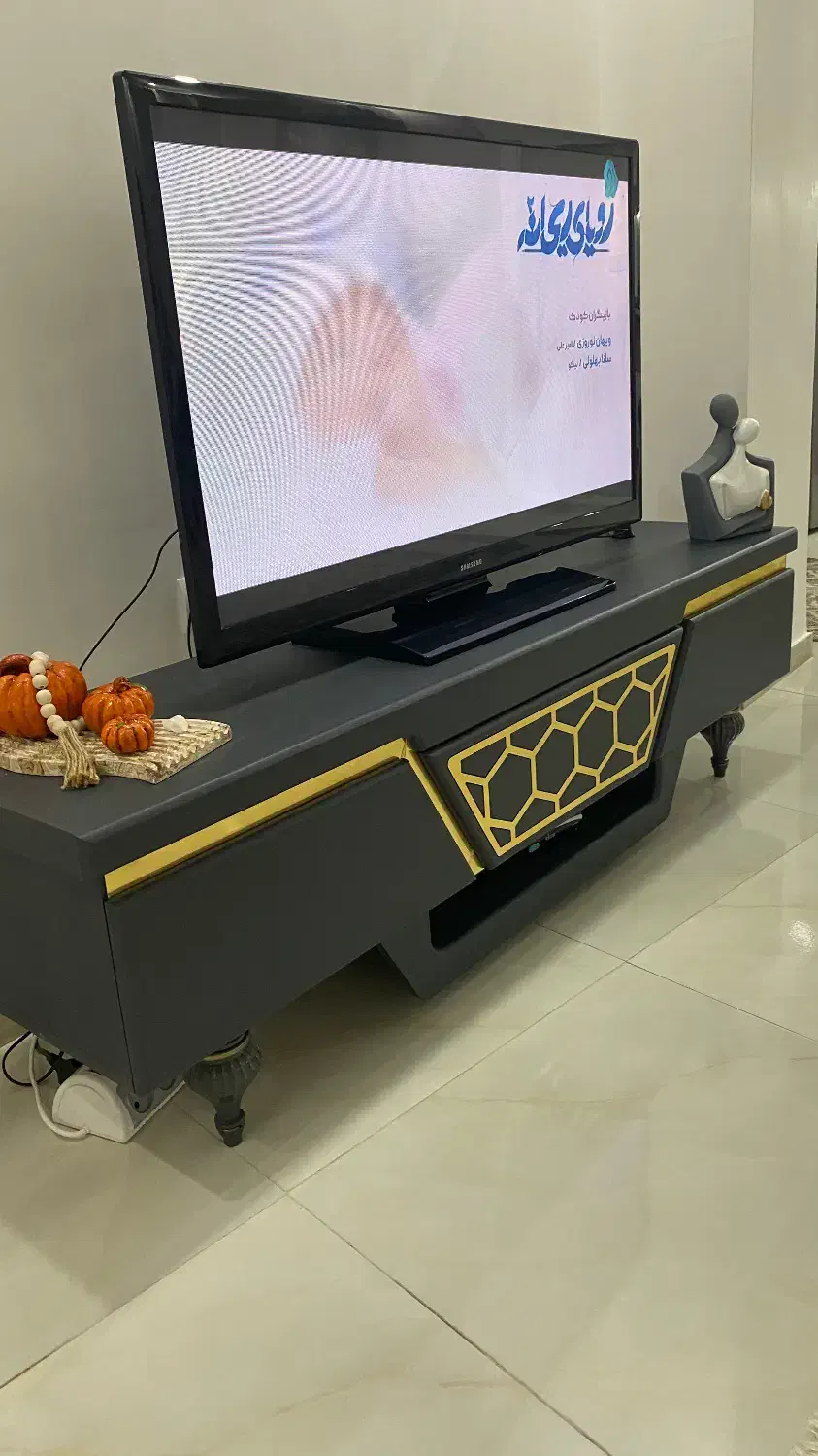 میز tv شرکتی|میز تلویزیون|رشت, رشتیان|دیوار