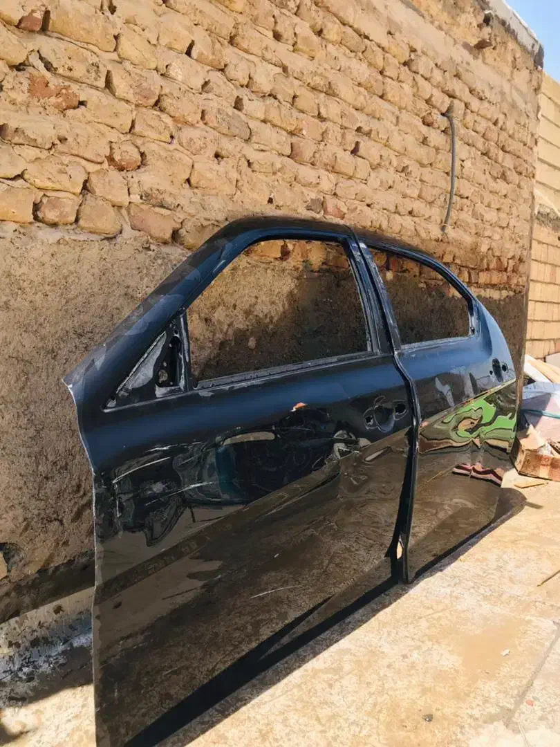 ۲عدد درب خودرو دنا عقب وجلو راننده|قطعات یدکی و لوازم جانبی|محمدشهر, ولدآباد|دیوار