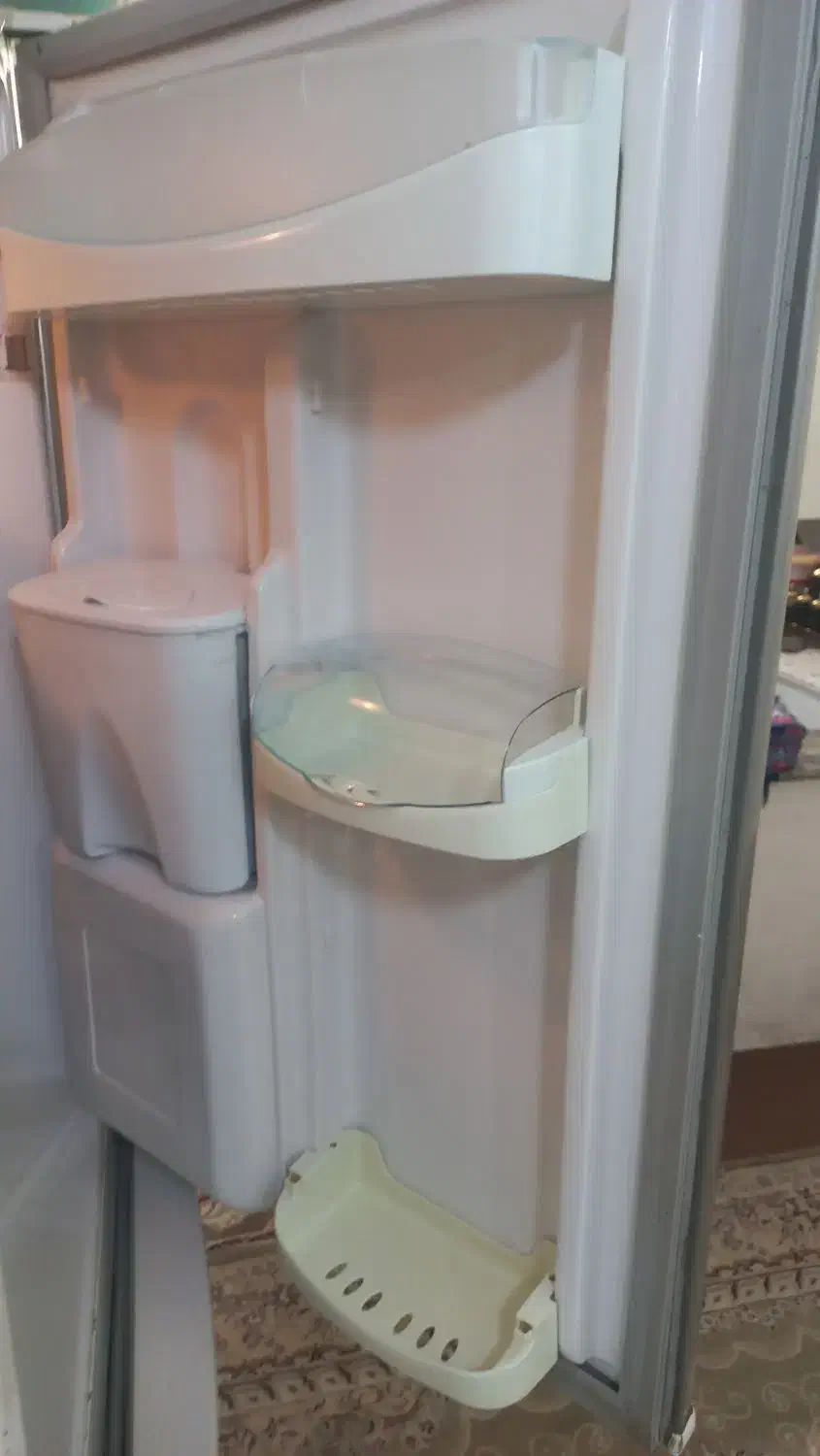 یخچال|یخچال و فریزر|قم, ولیعصر|دیوار