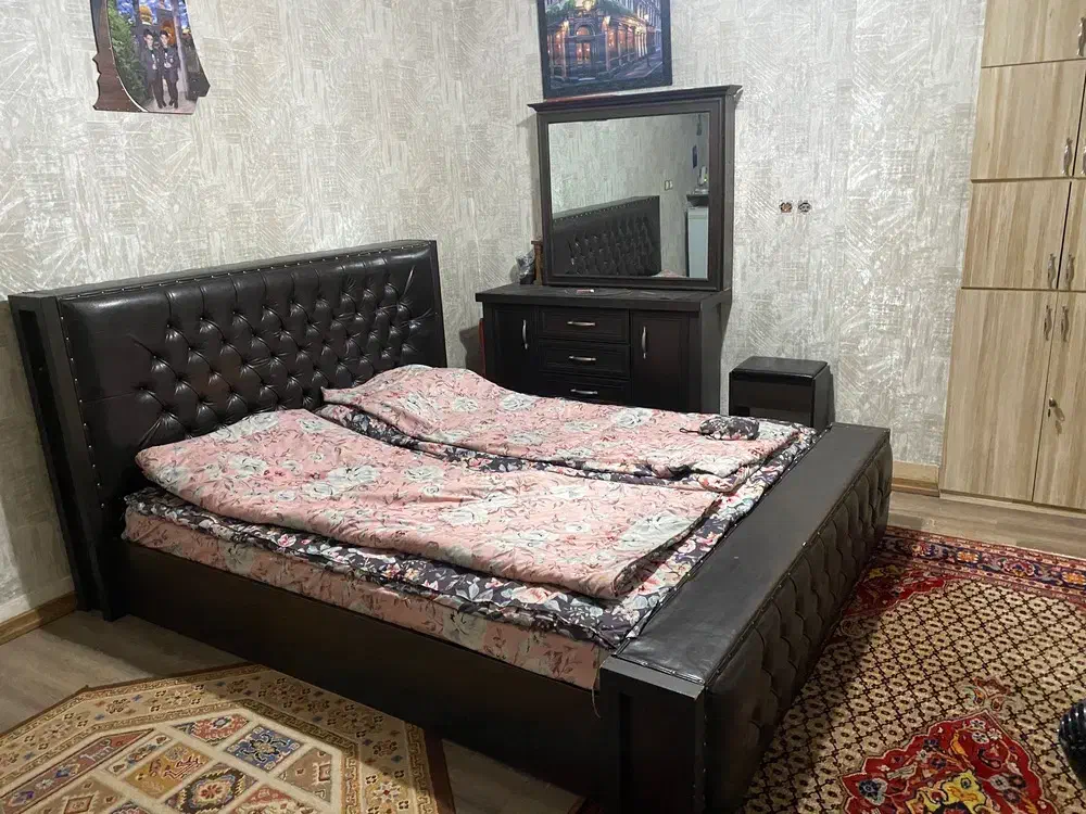 تخت خواب دو نفره شیک|تخت و سرویس خواب|اهر, |دیوار