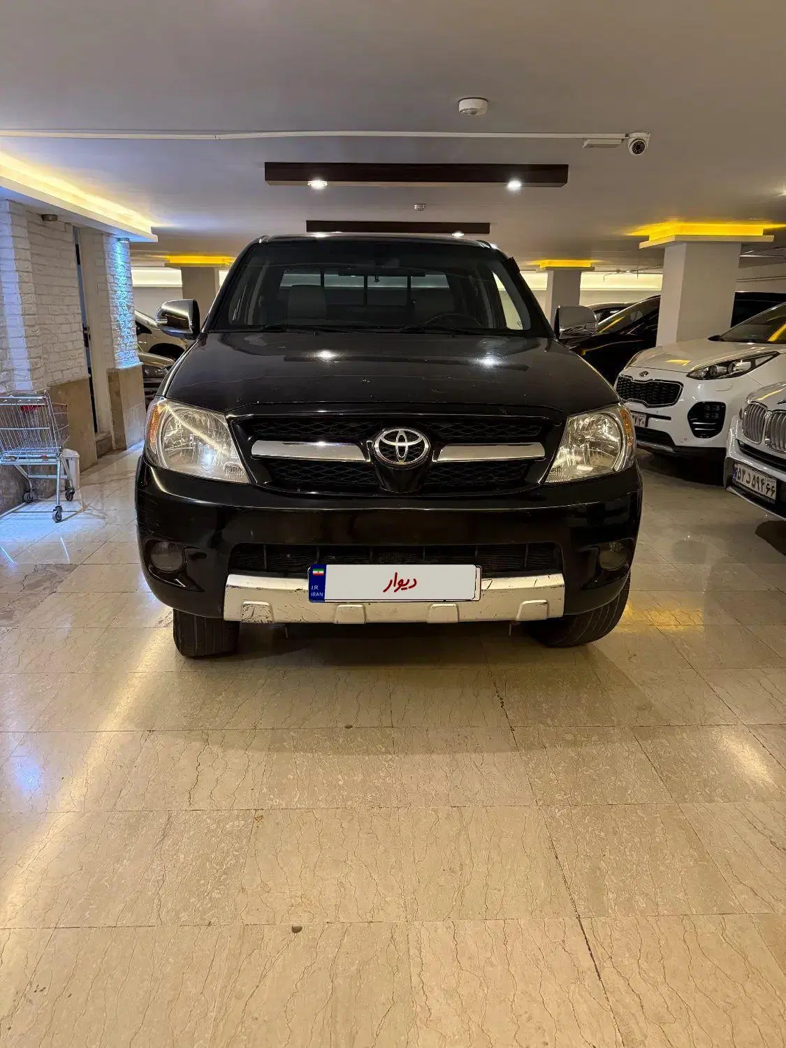 هایلوکس Hilux تویوتا Toyota|خودرو سواری و وانت|تهران, اوین|دیوار