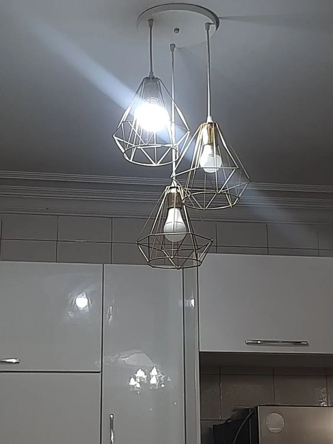 لوستر|لوستر و چراغ آویز|پاکدشت, پاکدشت (مامازند)|دیوار