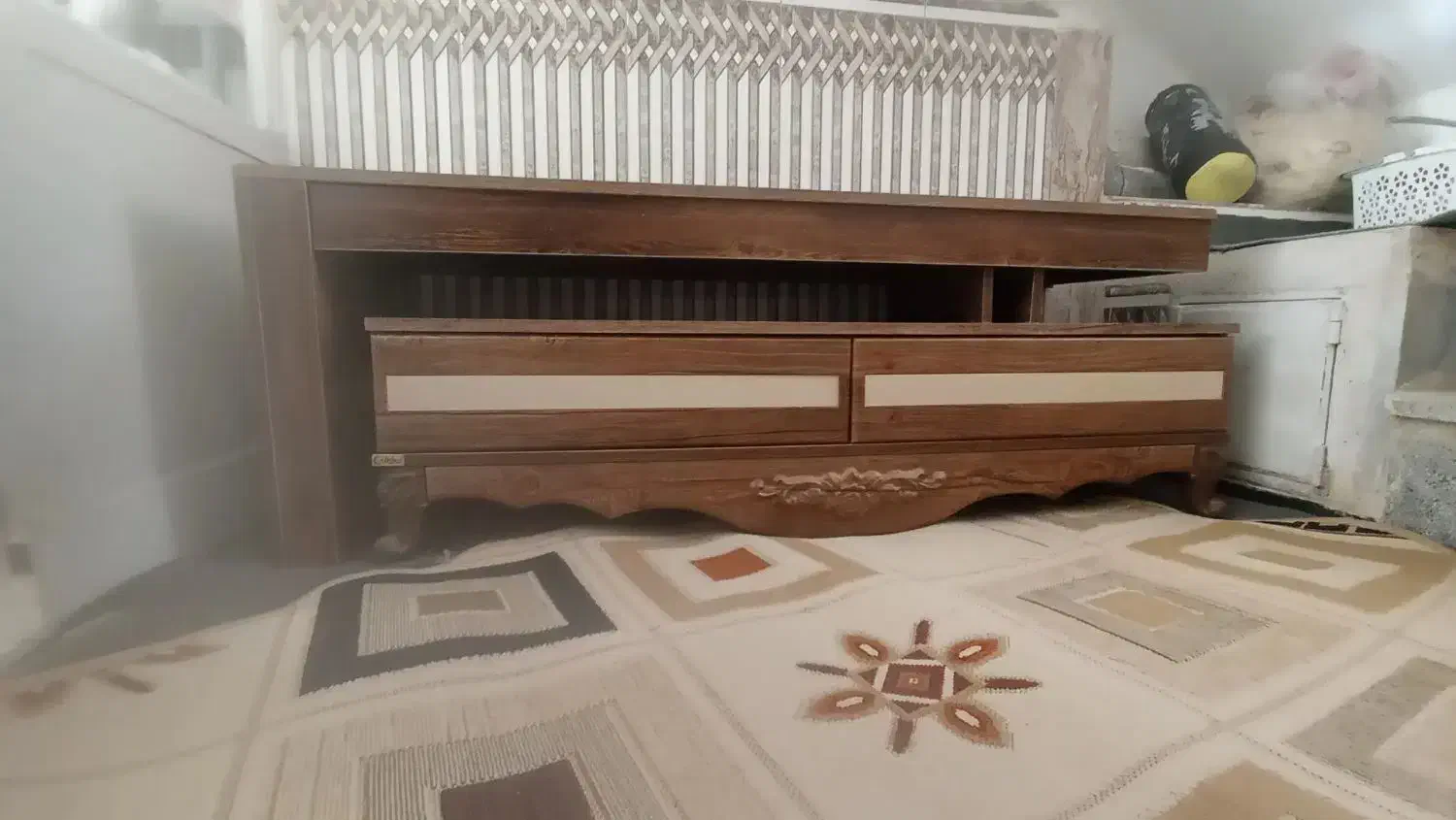 میز تی‌وی و جلو مبلی|میز تلویزیون|بهار, |دیوار