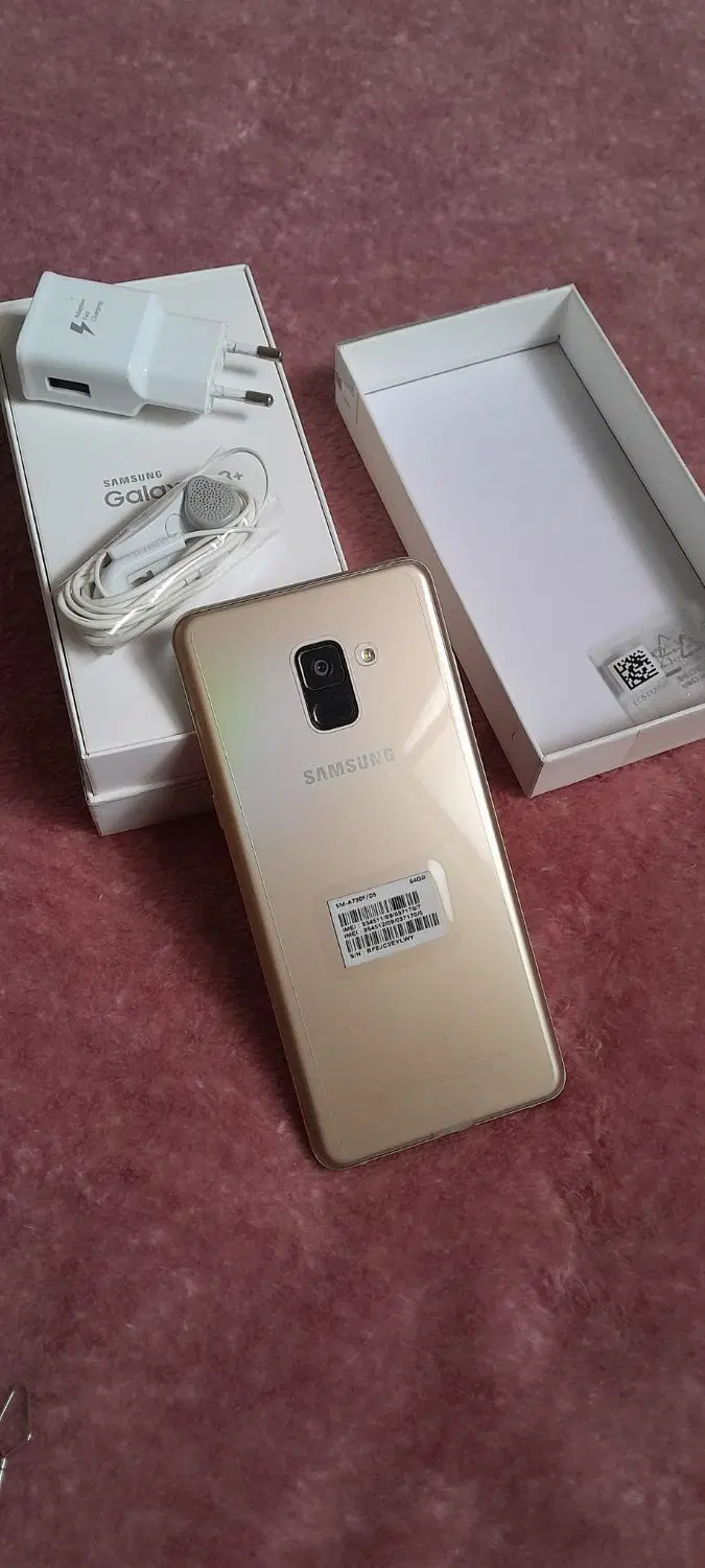 Samsung a8 plus 2018|موبایل|تهران, منیریه|دیوار