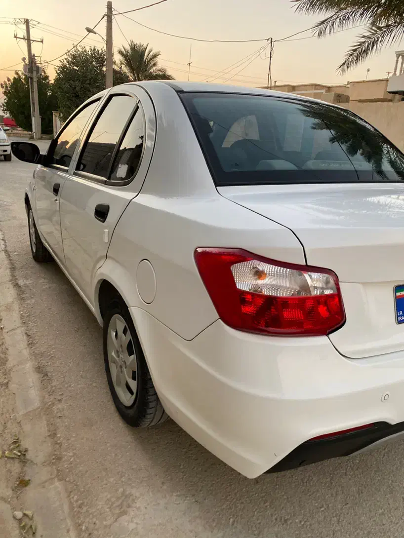 سایناs ۴۰۲ کم کار بدون رنگ|خودرو سواری و وانت|بوشهر, |دیوار