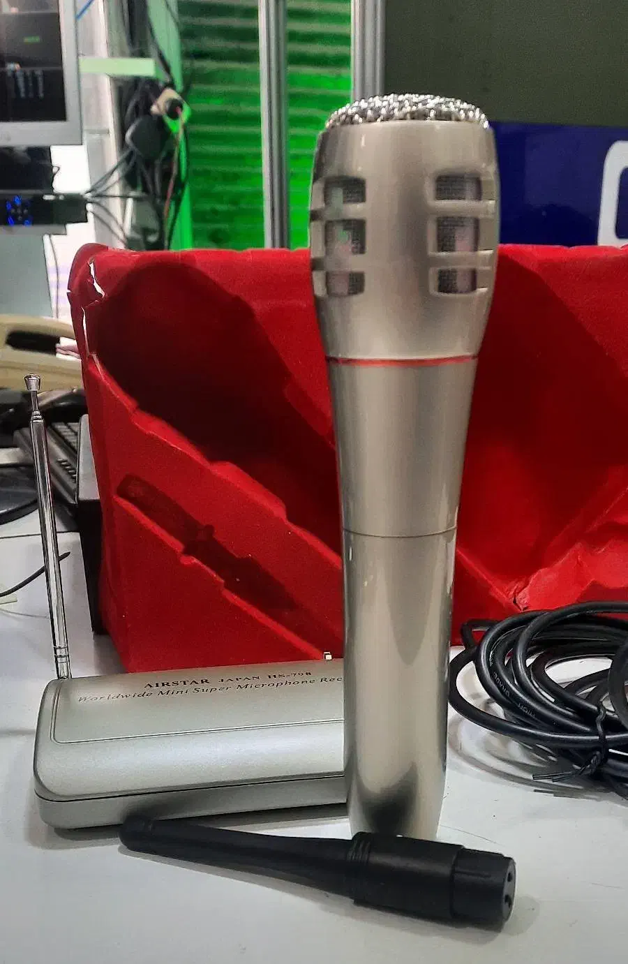 میکروفون بیسیم رادیویی AIR STAR ژاپن (مراسم،مجالس)|صوتی و تصویری|تهران, شهرک دانشگاه|دیوار