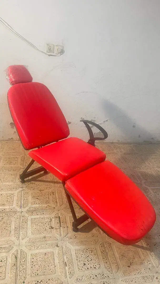 صندلی میکاپ|آرایشگاه و سالنهای زیبایی|ساری, |دیوار