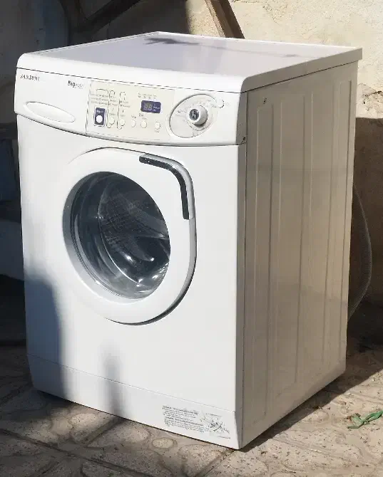 لباسشویی سامسونگ ۷کیلویی سالم در حد نو کم کار|ماشین لباسشویی و خشک‌کن لباس|شیراز, شهرک مهدی‌آباد|دیوار