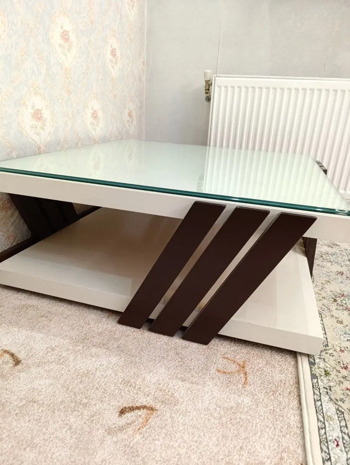 میز پذیرایی|مبلمان خانگی و میز عسلی|اصفهان, باغ فدک|دیوار