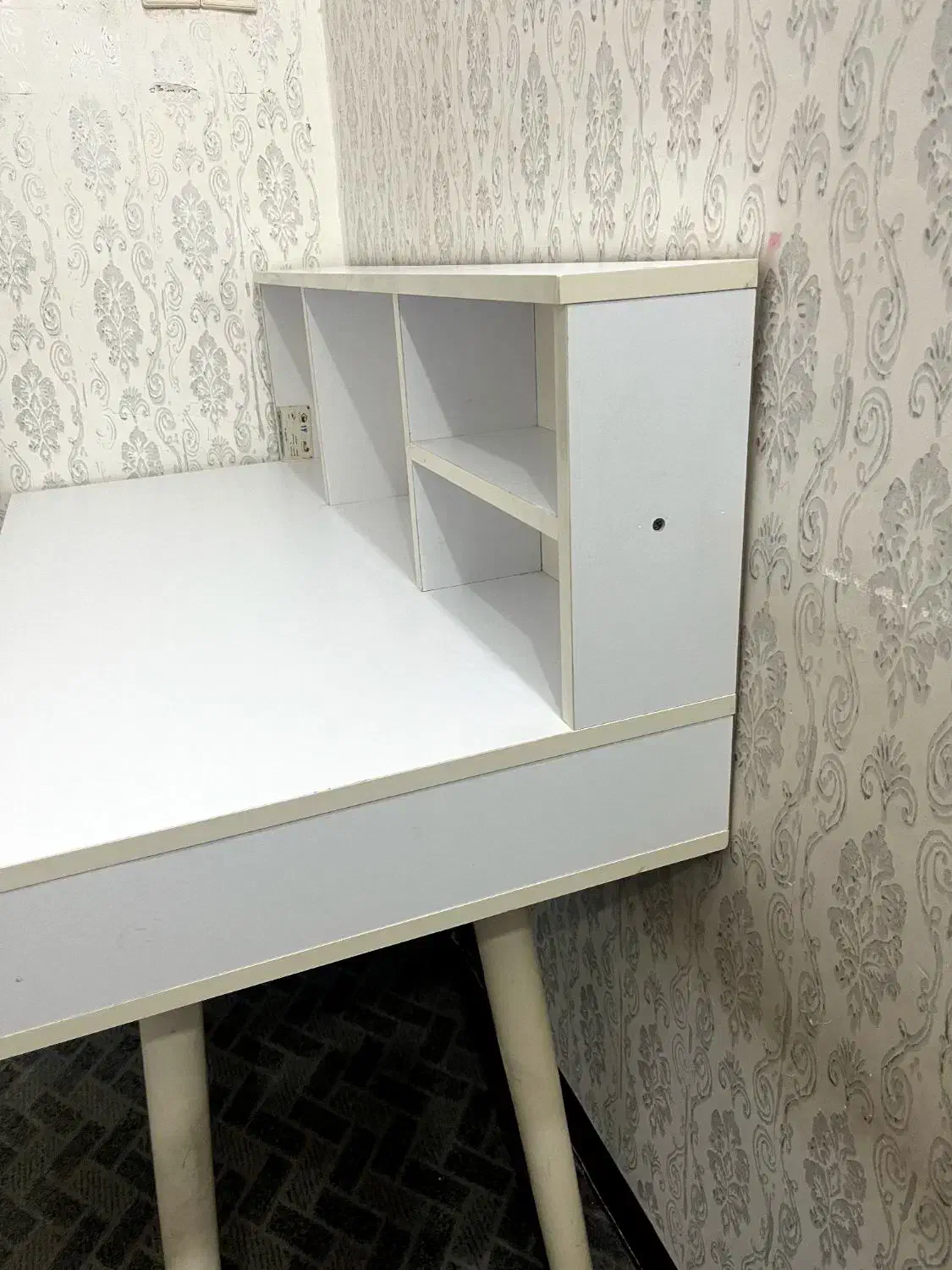 میز ارایشی|کتابخانه، شلف، قفسههای دیواری|شوشتر, |دیوار