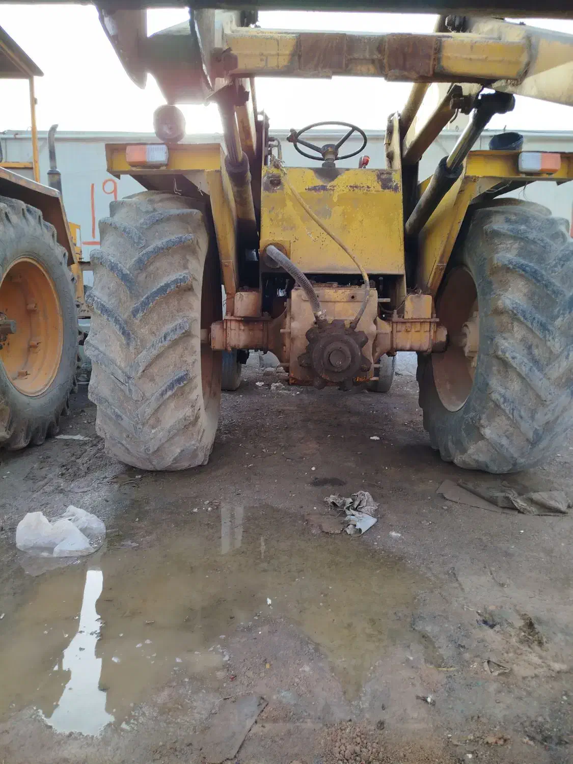 خاکبرداری با تراکتور شستن لبه دار|خدمات حمل و نقل|کرمانشاه, |دیوار