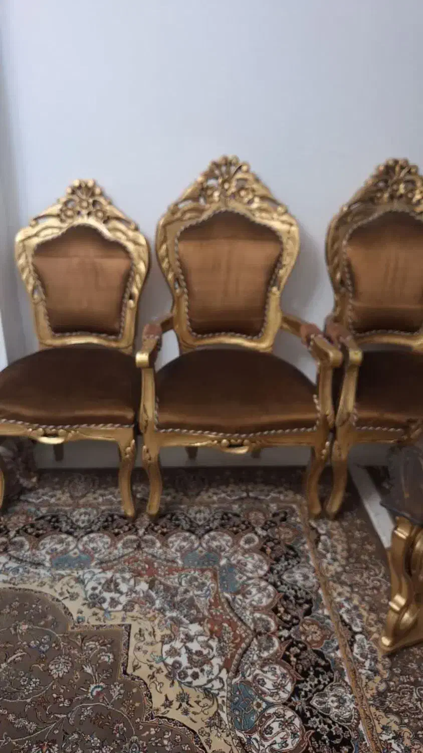 مبل ۹نفره کاملا سالم با عسلی|مبلمان خانگی و میز عسلی|خمین, |دیوار