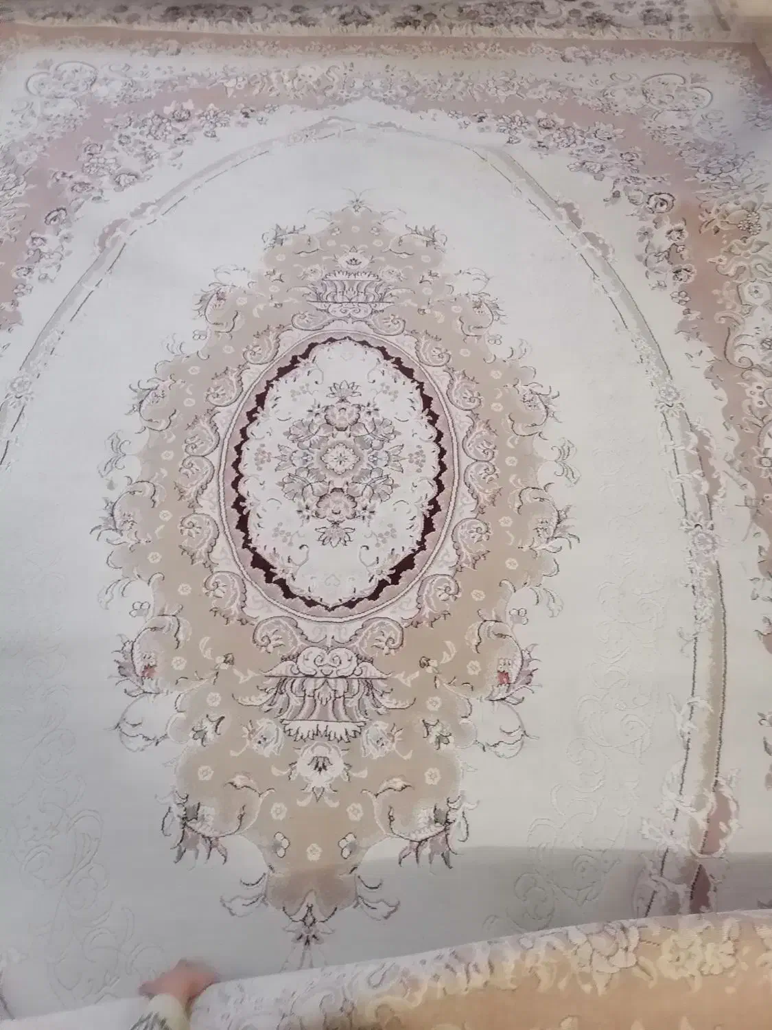 فرش|فرش|مشهد, هفت تیر (نه دره)|دیوار