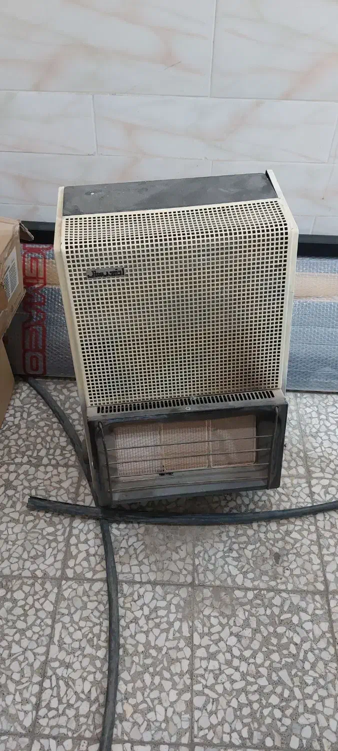 بخاری کپسولی|بخاری، هیتر، شومینه|نجف‌آباد, رجایی شمالی|دیوار