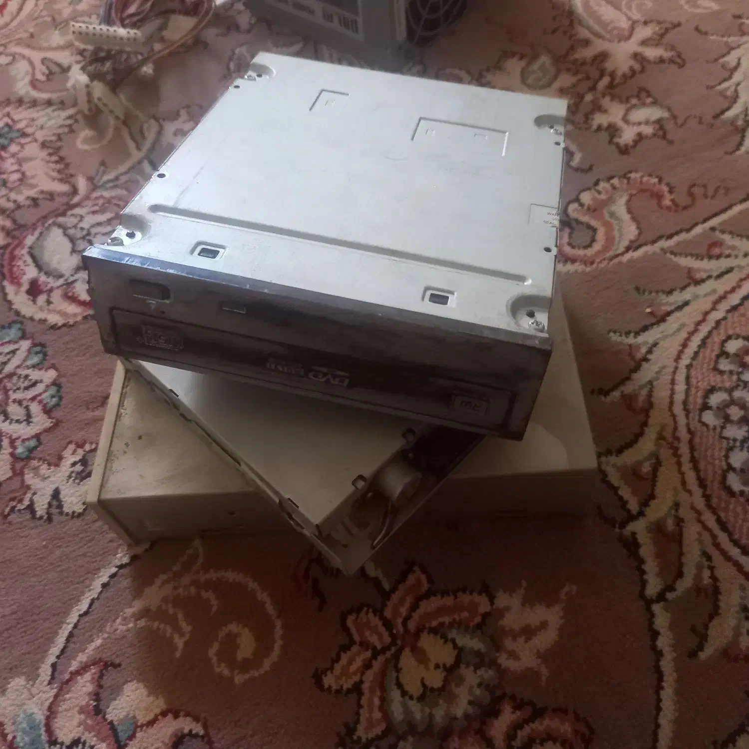 کیبردو سی دی رام و از ی کیس کامپیوتر|قطعات و لوازم جانبی رایانه|خمینیشهر, |دیوار