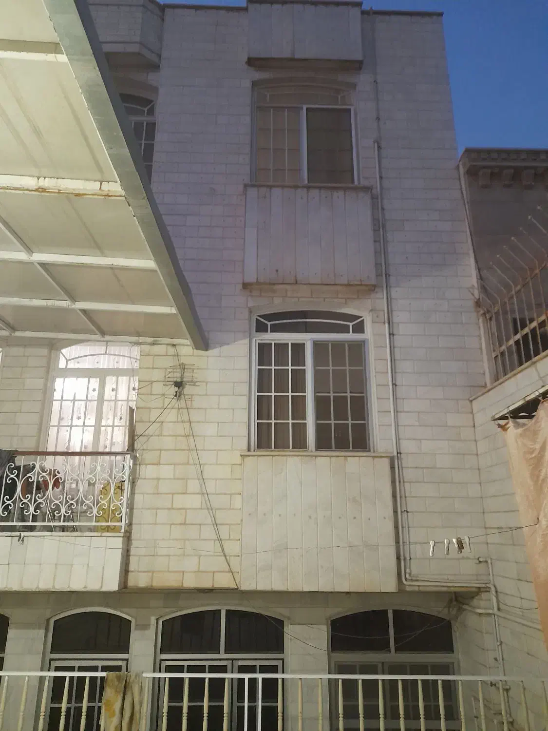 منزل ویلایی ۳ طبقه|فروش خانه و ویلا|قم, انصار‌الحسین|دیوار