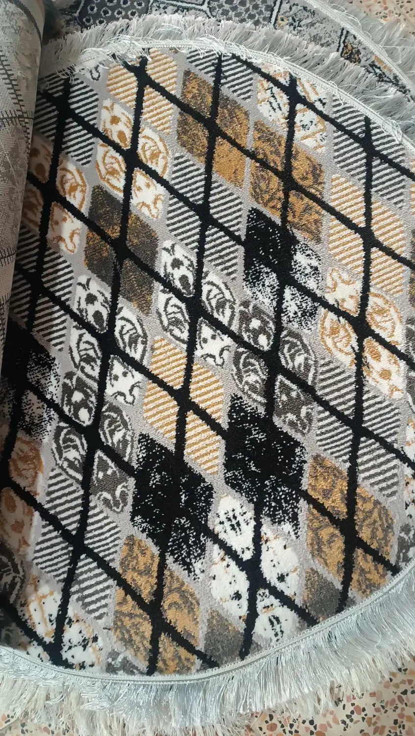 فرش دایره بزرگ کاملا نو به فروش می‌رسد|فرش|شاهدشهر, |دیوار