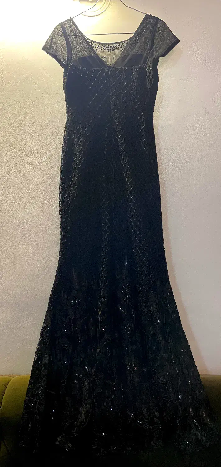 لباس مجلسی|لباس|چالوس, |دیوار