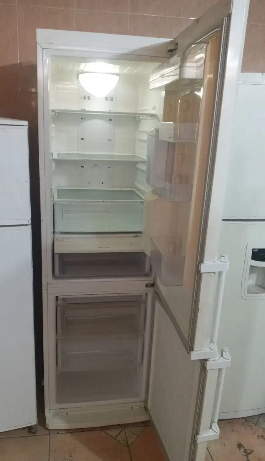 یخچال فریزر سامسونگ تمیز و سالم قابل معاوضه|یخچال و فریزر|بندرعباس, |دیوار