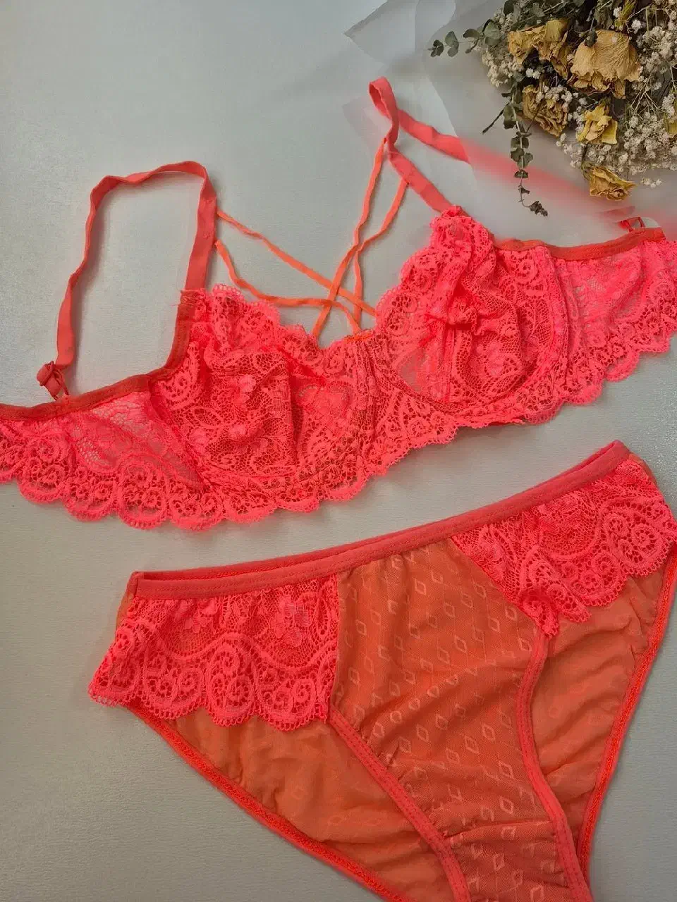 نیم تنه ورزشی ،شورت و سوتین|لباس|قم, مهر آباد|دیوار