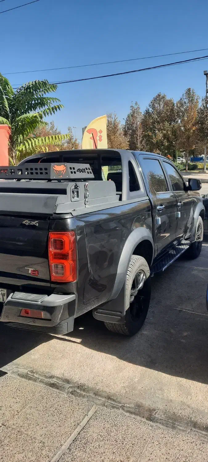 kmc t8 مدل ۱۴۰۳|خودرو سواری و وانت|شیراز, شهرک بزین|دیوار