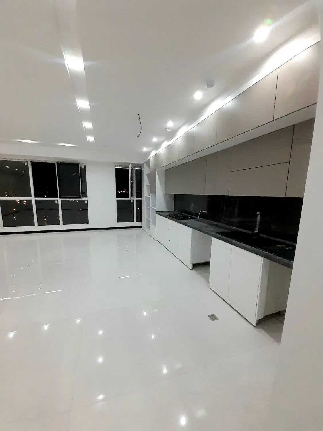 ۱۱۵متری    دونبش    روب آفتاب    برندمنطقه|فروش آپارتمان|مشهد, جاهد شهر|دیوار