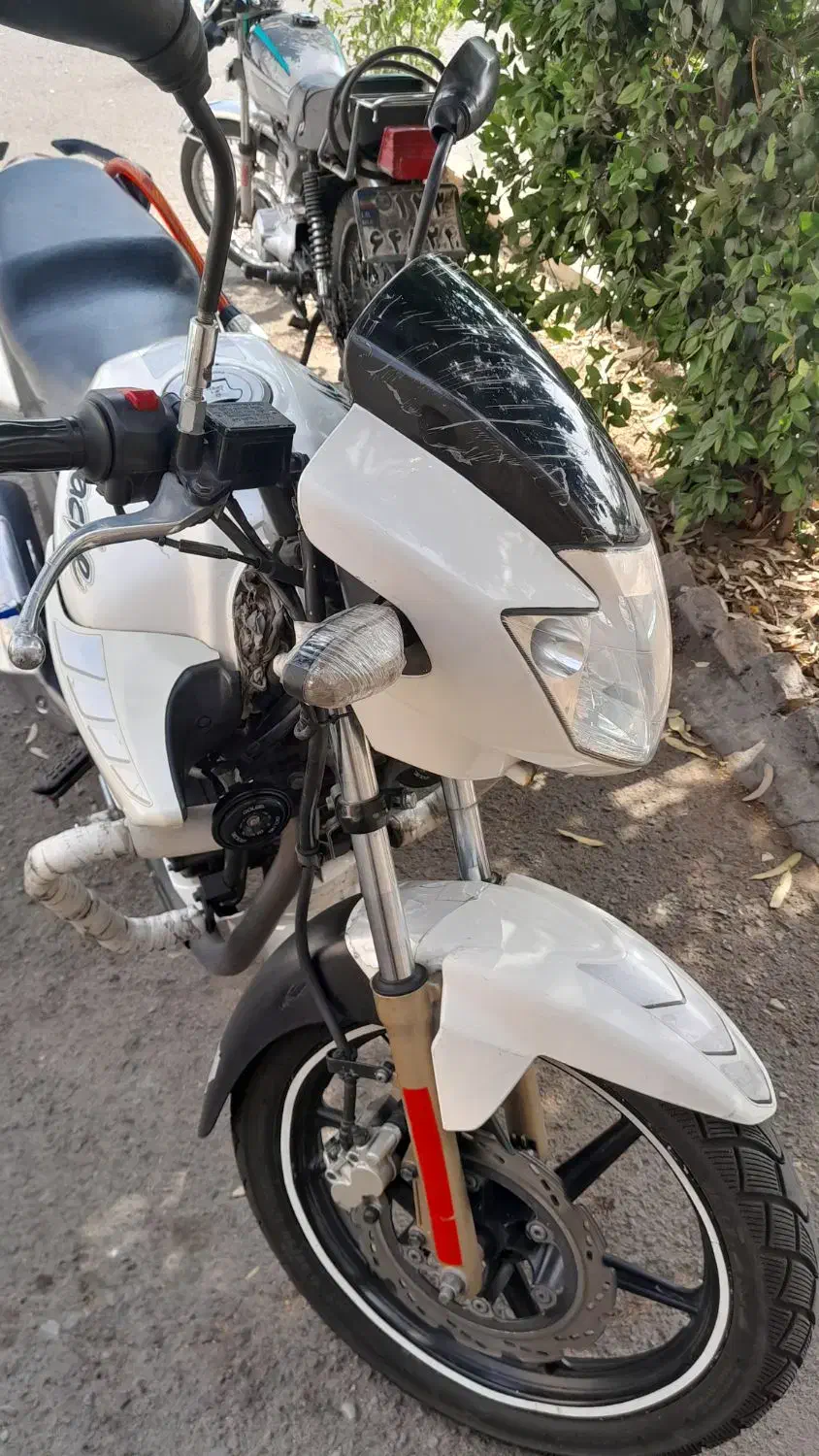 اپاچی ۱۸۰|موتورسیکلت|تهران, خاک سفید|دیوار