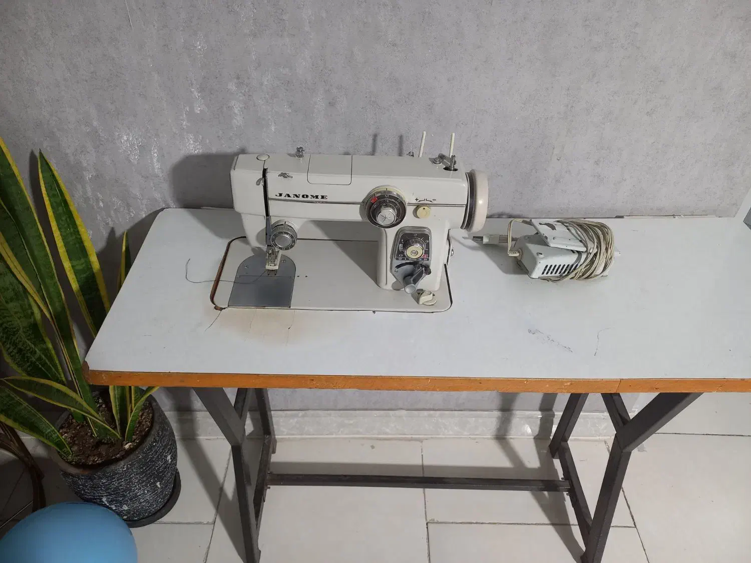 چرخ ژانومه ۶۸۰|چرخ خیاطی و ریسندگی|وحیدیه, |دیوار