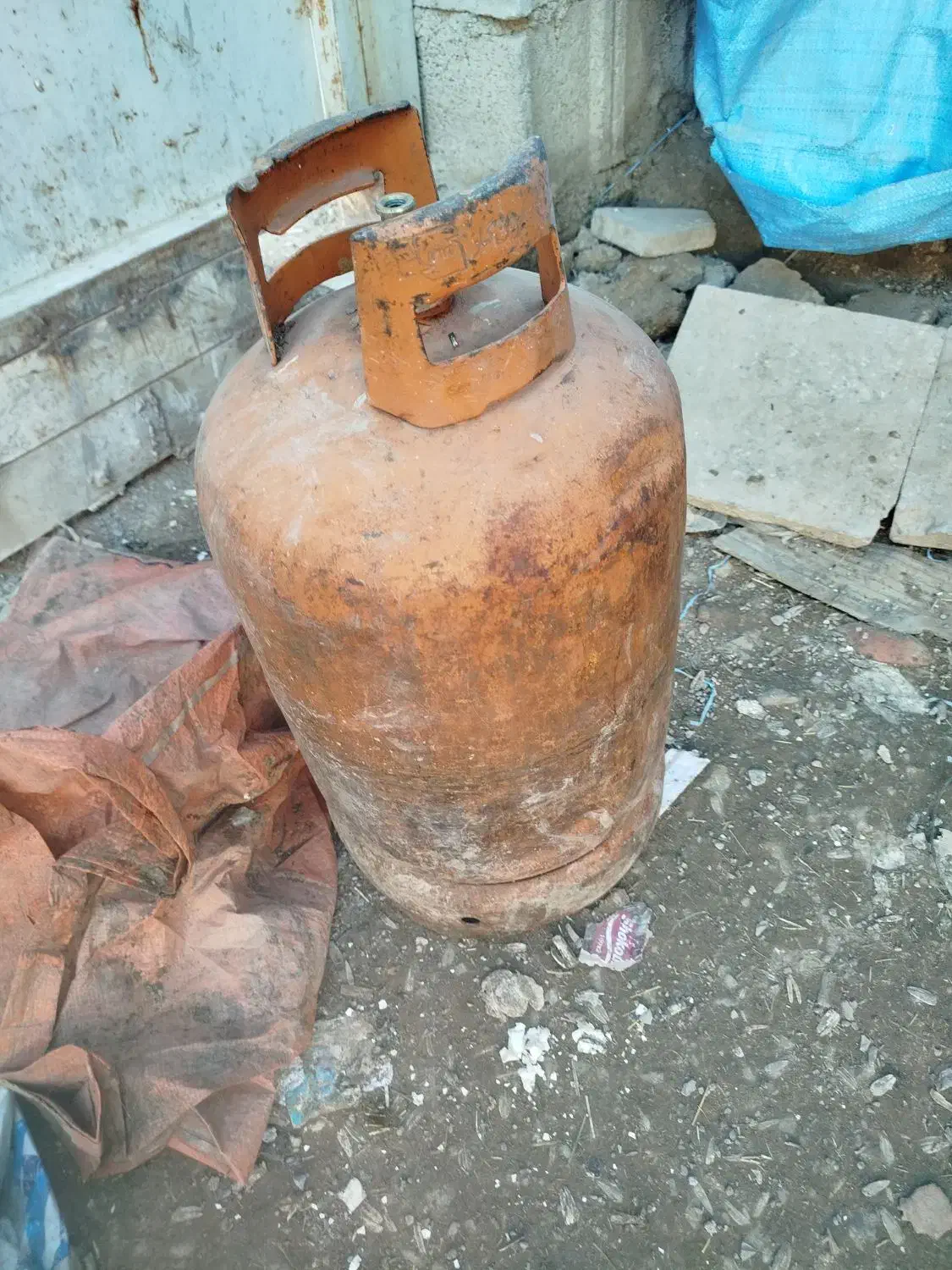 دو عدد کپسول گاز|اجاق گاز و لوازم برقی پخت‌وپز|اصفهان, مفتح|دیوار