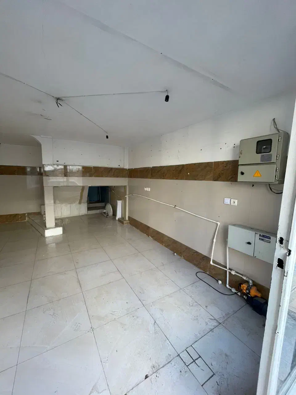 مغازه ۳۲ متری//کوچه مدرسه قمی|فروش مغازه و غرفه|پاکدشت, پاکدشت (مامازند)|دیوار